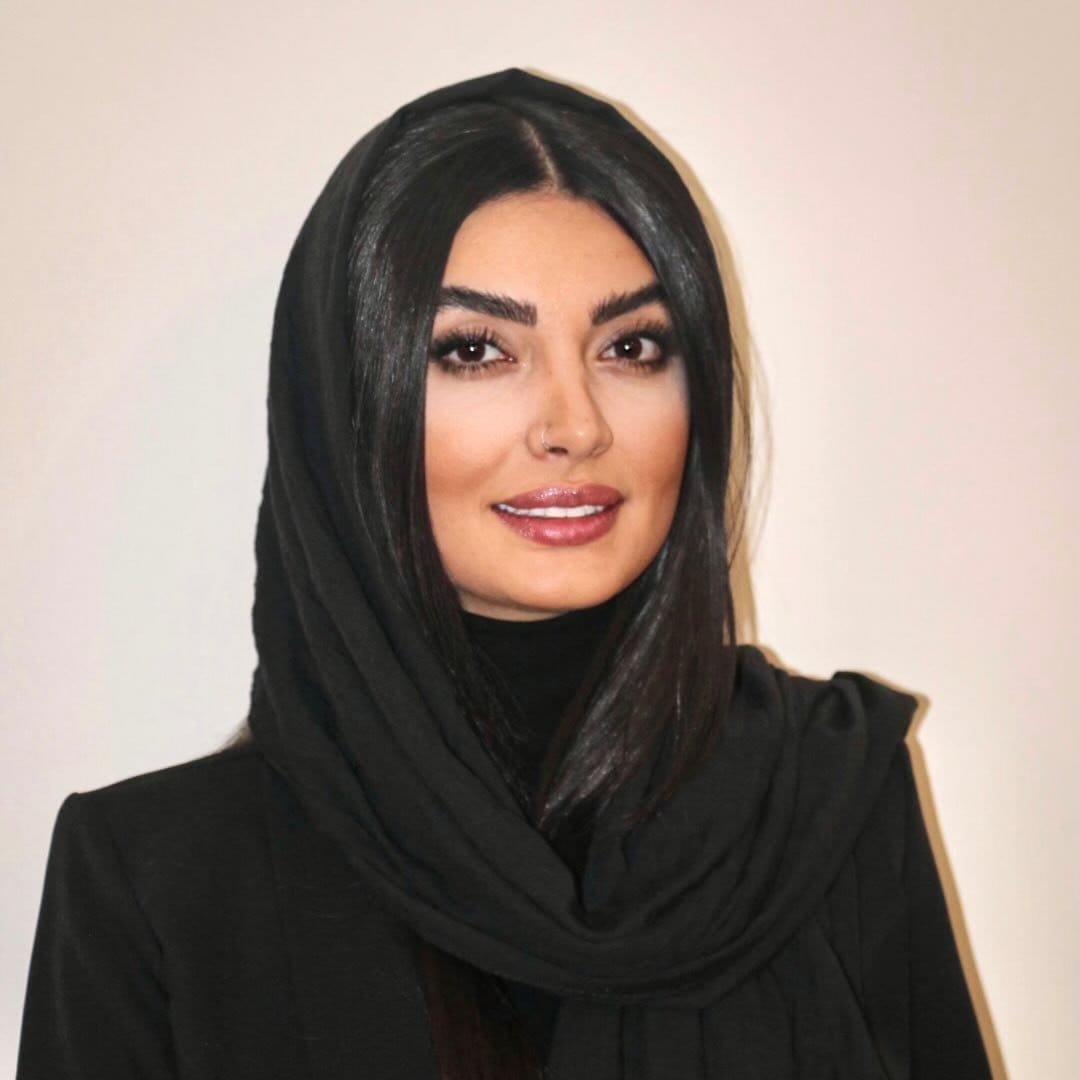 سالن و آموزشگاه ناخن شیما قره داغى