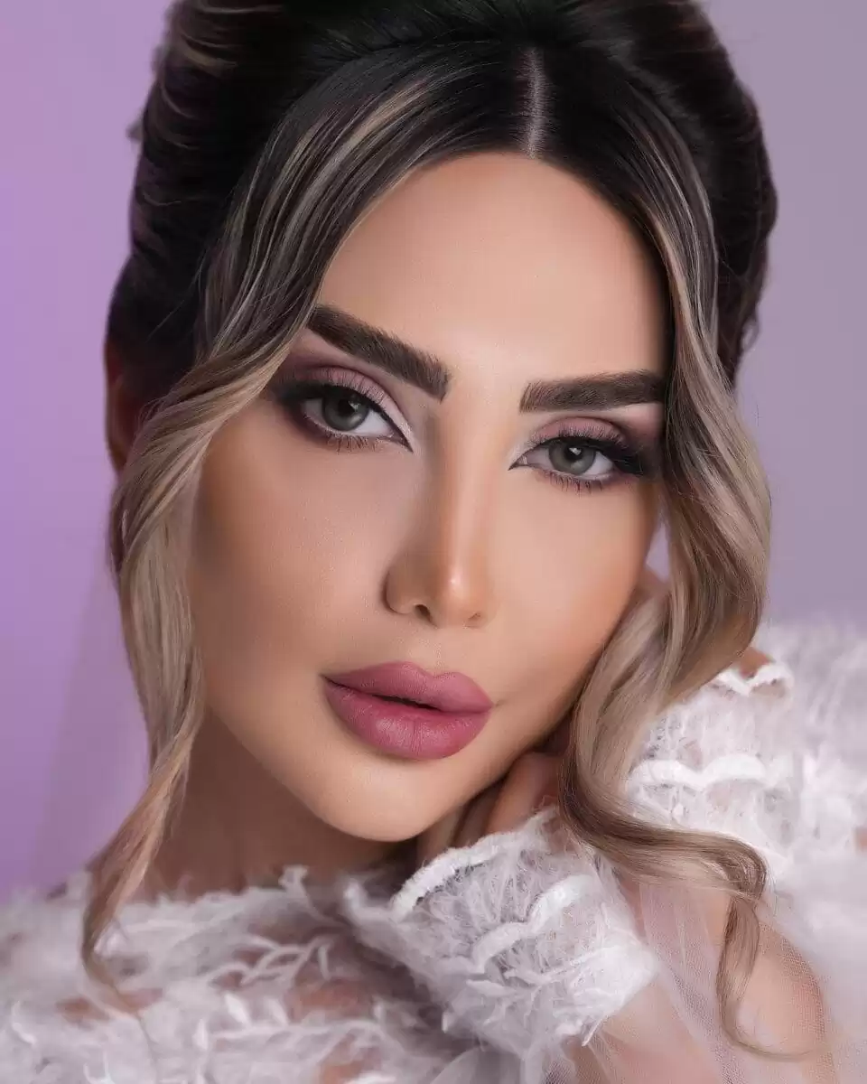 نمونه کارهای سالن زیبایی سالن زیبایی شقایق میری