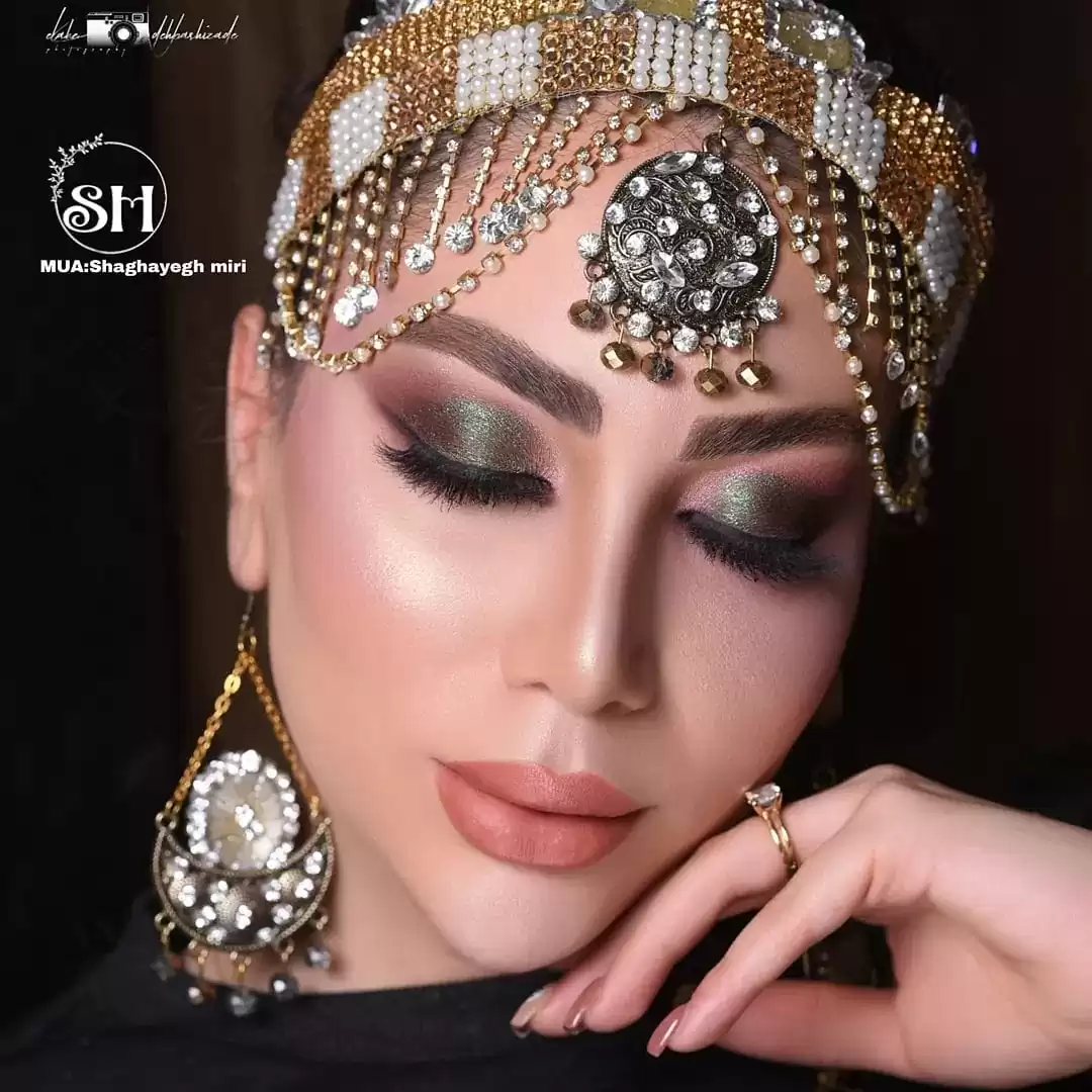 نمونه کارهای سالن زیبایی سالن زیبایی شقایق میری