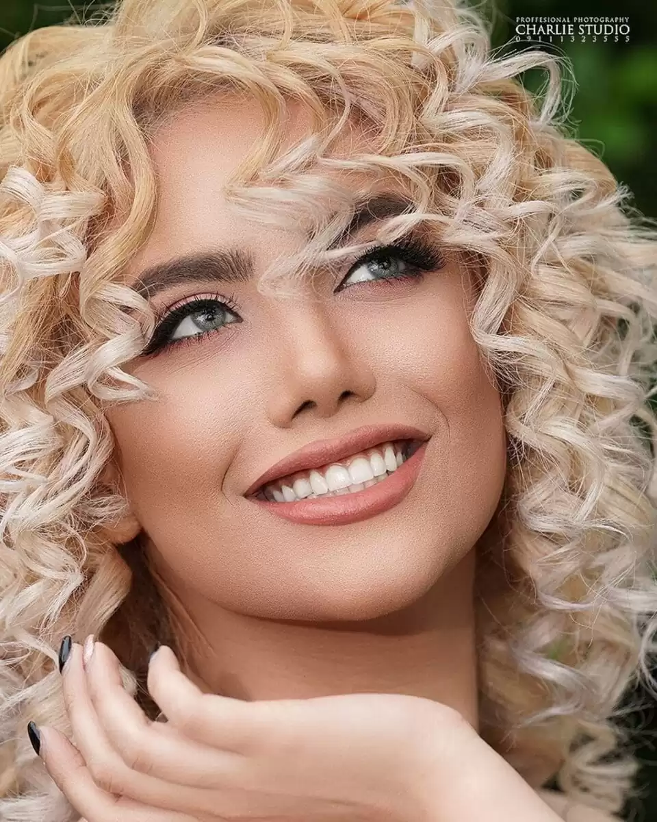 نمونه کارهای سالن زیبایی سالن زیبایی عروس با شکوه شهیرا