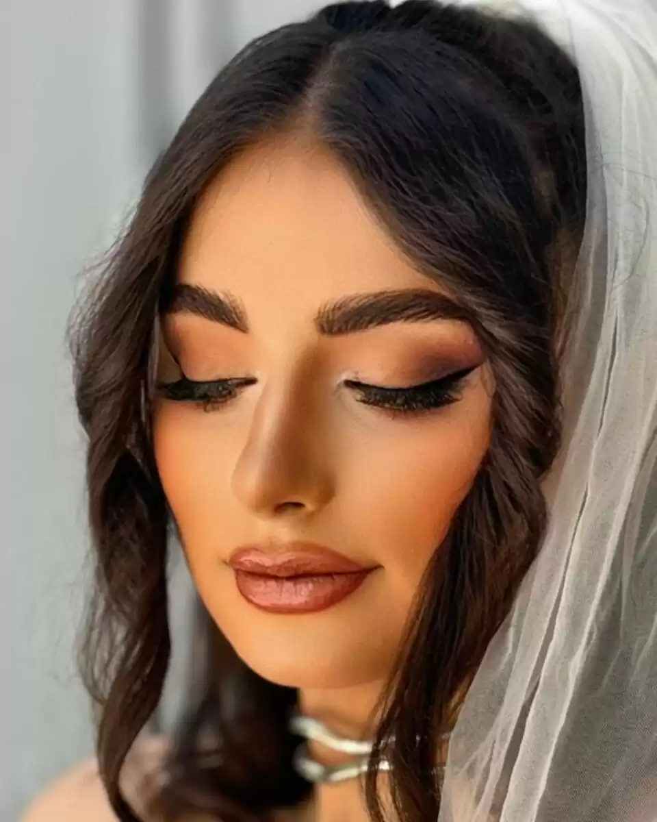 نمونه کارهای سالن زیبایی سالن زیبایی عروس الهام و سیما