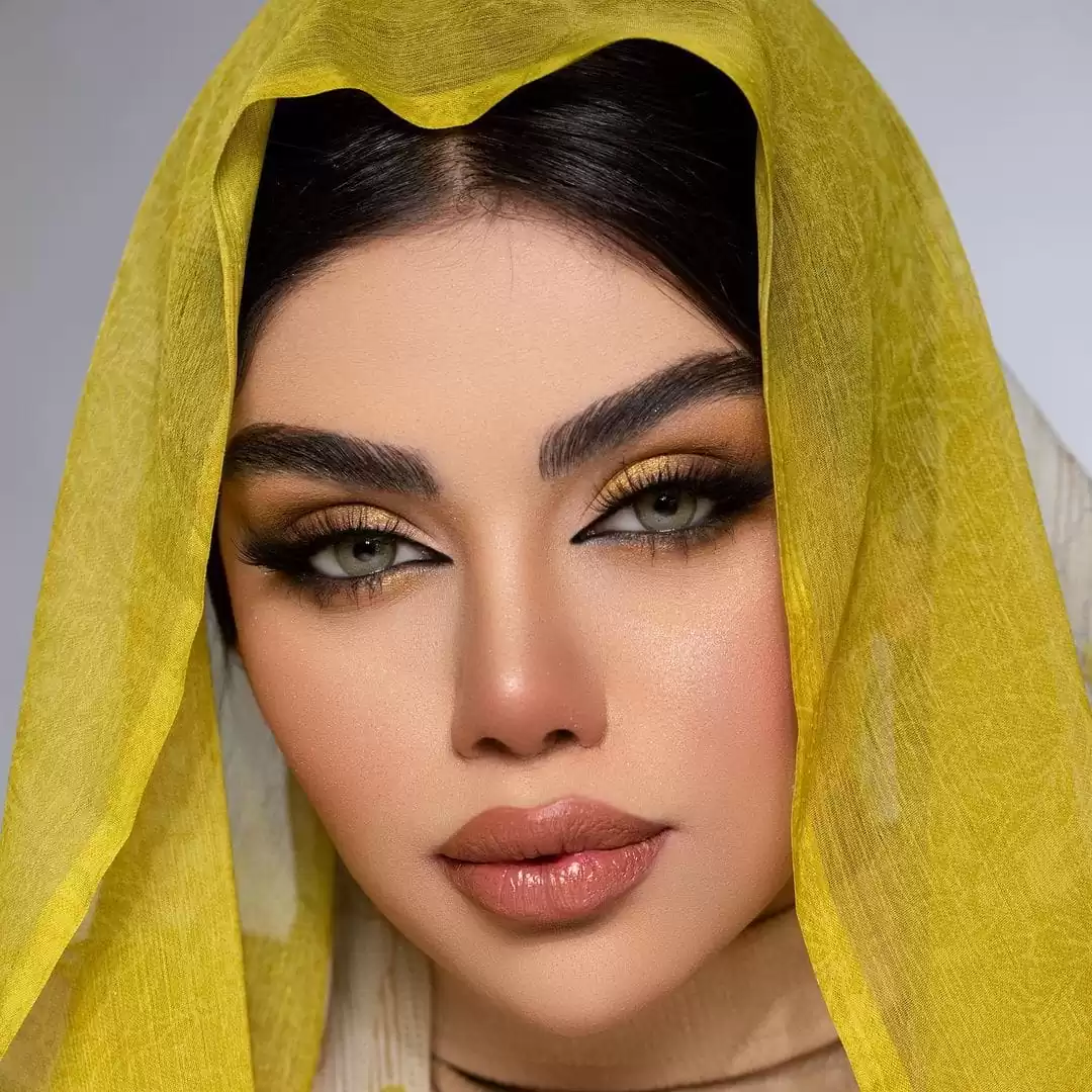 نمونه کارهای سالن زیبایی سالن زیبایی مهناز موسوی