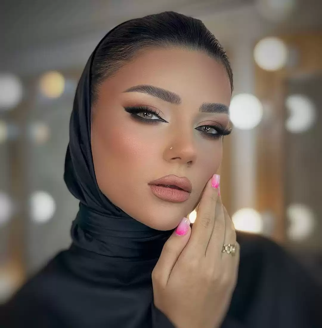 نمونه کارهای سالن زیبایی سالن زیبایی نسترن شاد