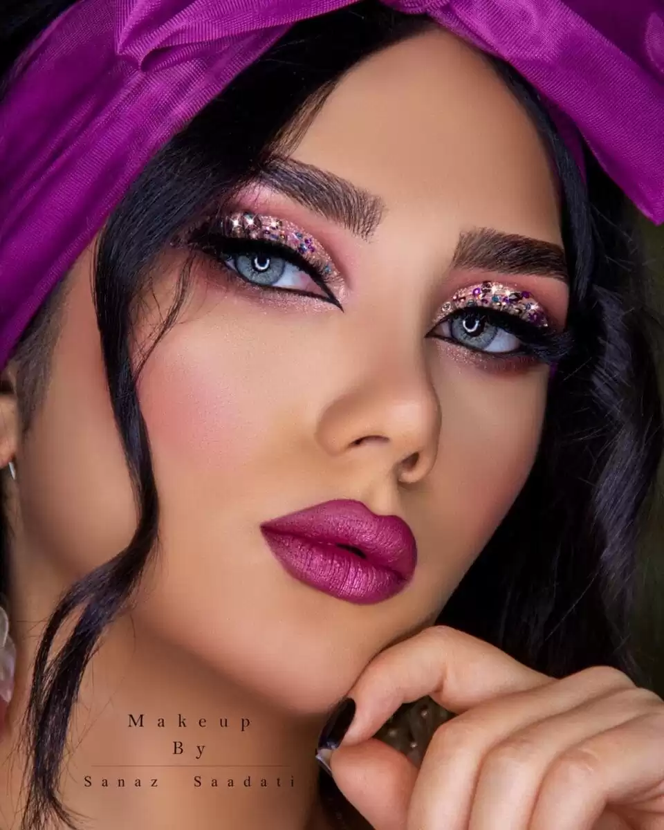 نمونه کارهای سالن زیبایی سالن زیبایی ساناز سعادتی