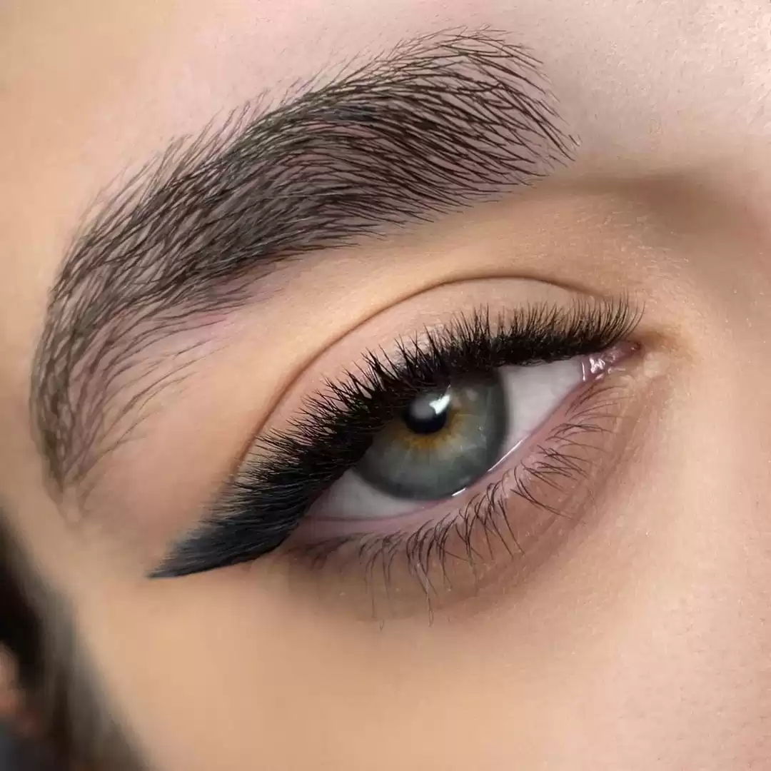 نمونه کارهای سالن زیبایی سالن زیبایی هرا