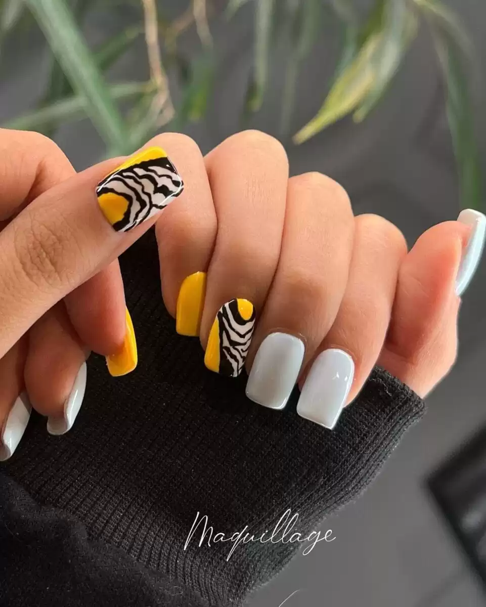 نمونه کارهای سالن زیبایی سالن زیبایی ماکیاژ