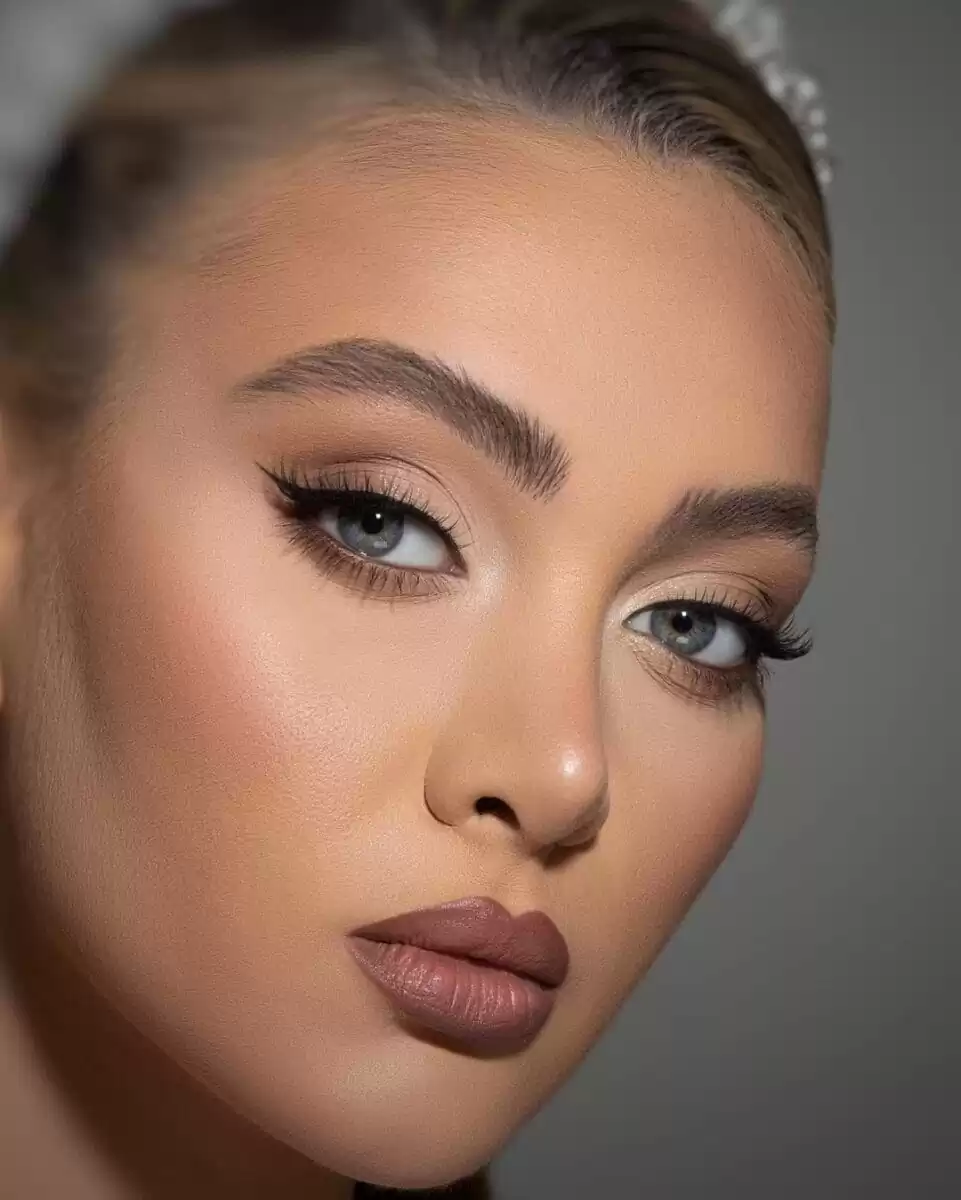 نمونه کارهای سالن زیبایی سالن زیبایی شفق