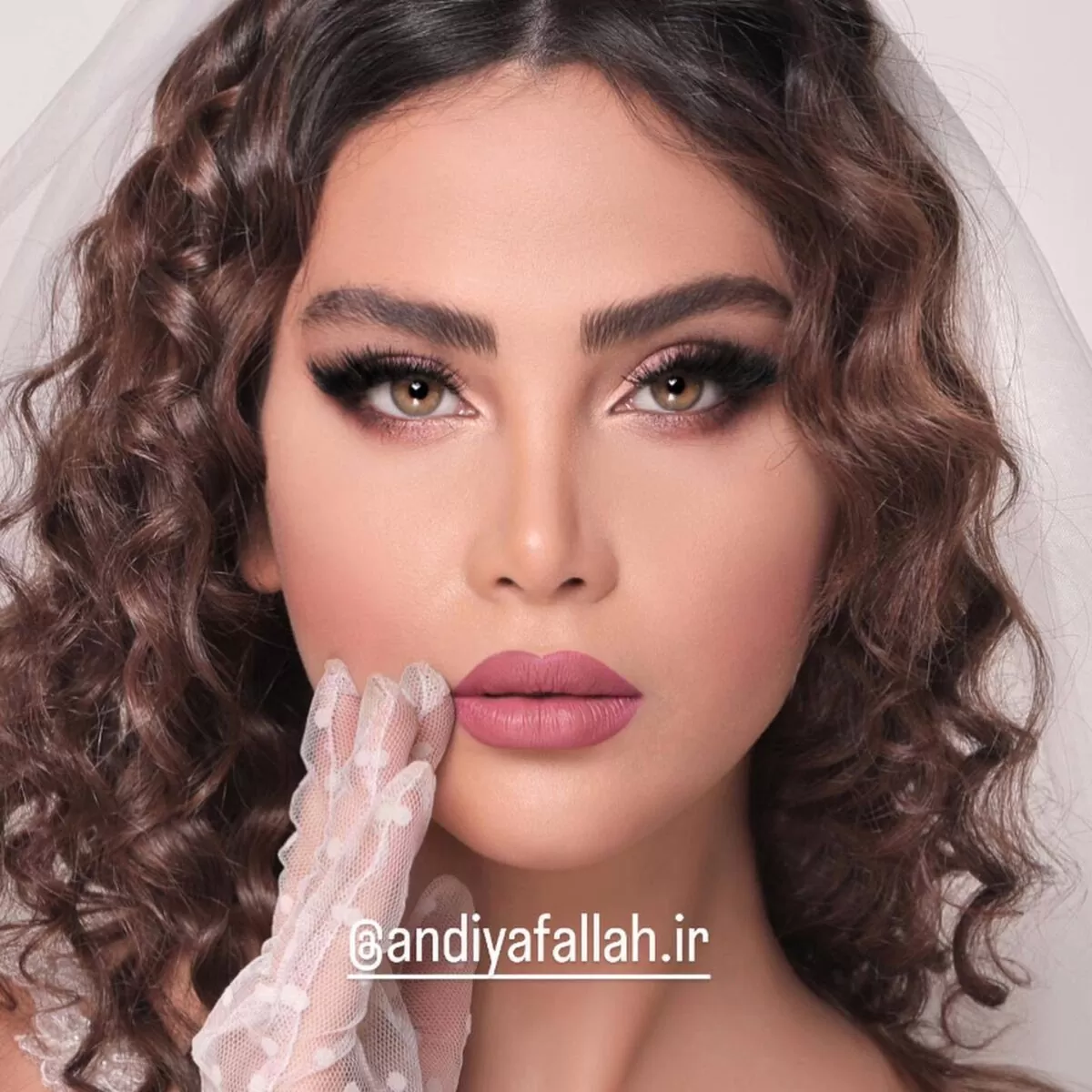 نمونه کارهای سالن زیبایی سالن زیبایی آندیا فلاح