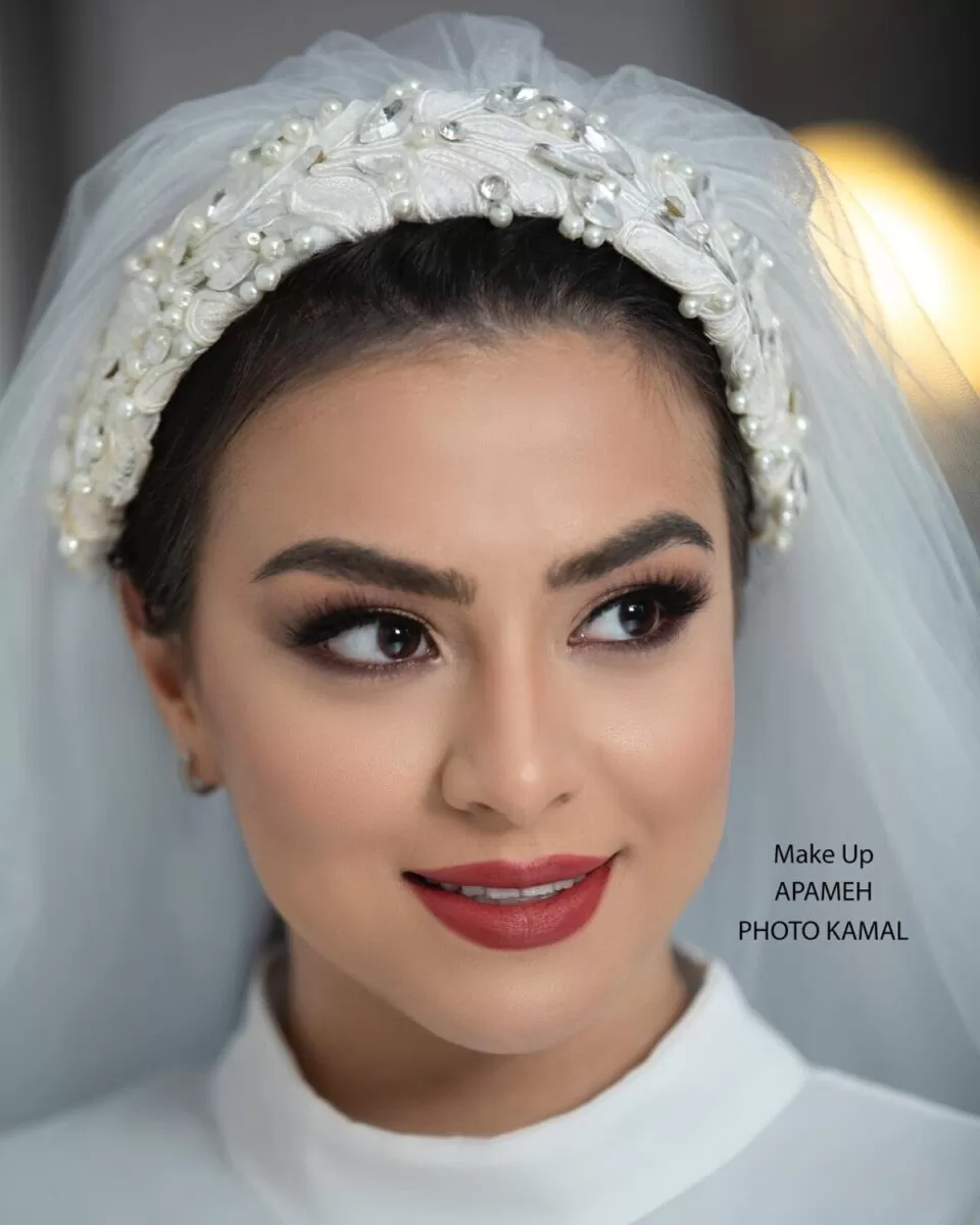 نمونه کارهای سالن زیبایی سالن زیبایی آپامه