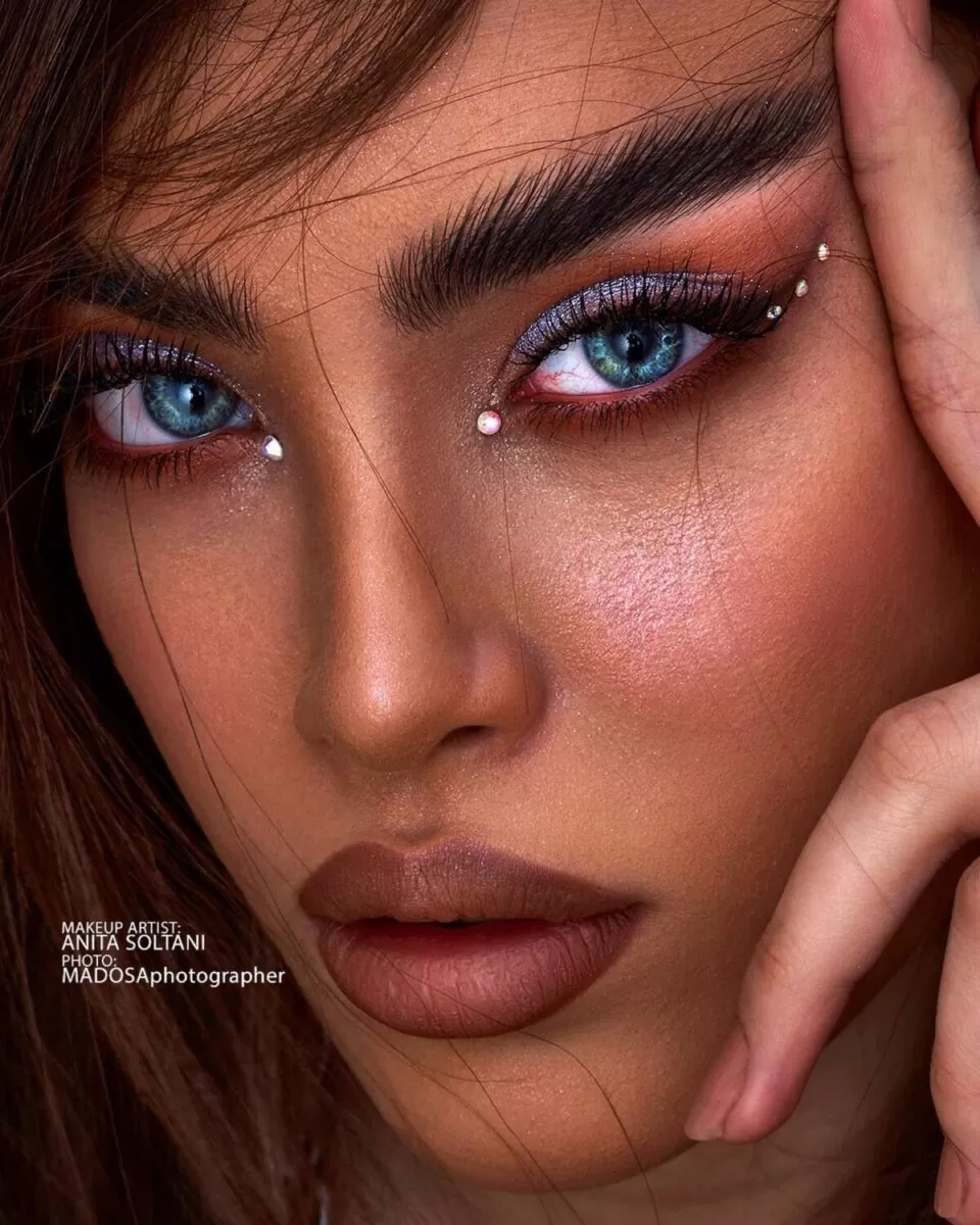 نمونه کارهای سالن زیبایی سالن زیبایی آپامه