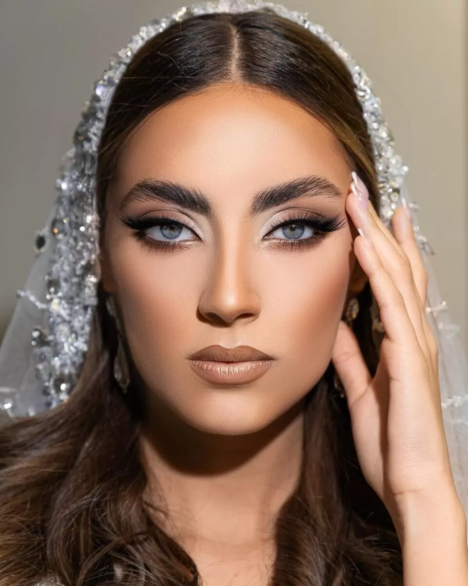 نمونه کارهای سالن زیبایی سالن زیبایی مونا قنبری