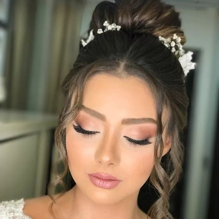 نمونه کارهای سالن زیبایی سالن زیبایی نسیم زیبایی