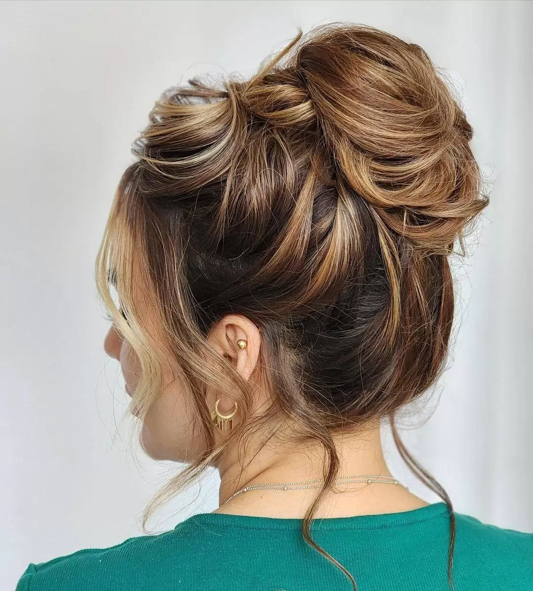 نمونه کارهای سالن زیبایی سالن زیبایی روکو