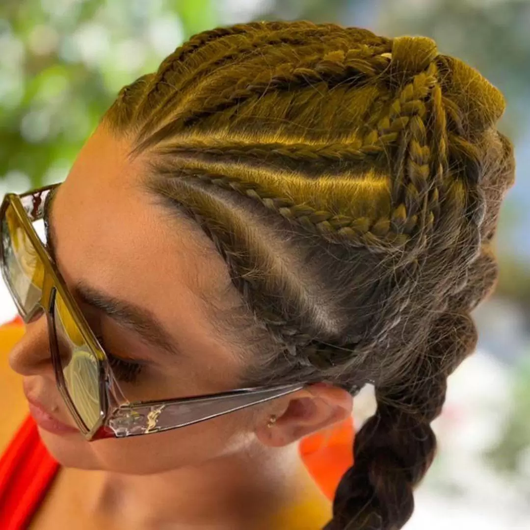 نمونه کارهای سالن زیبایی سالن زیبایى گل