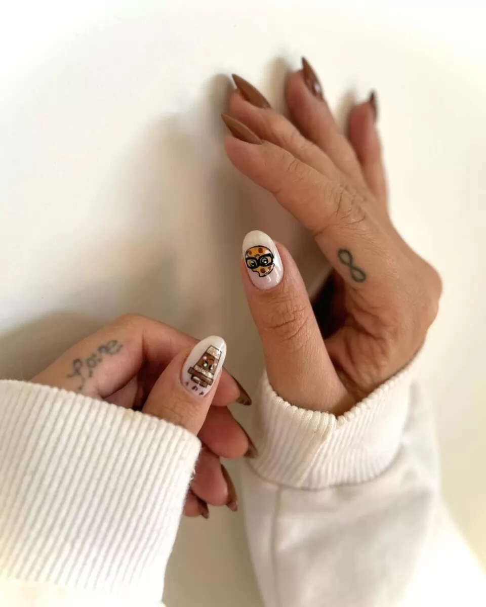 نمونه کارهای سالن زیبایی سالن زیبایی ژربرا