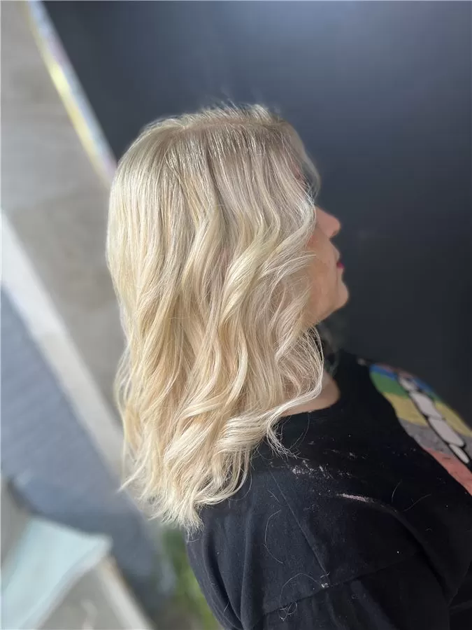 نمونه کارهای سالن زیبایی سالن زیبایی سوزی